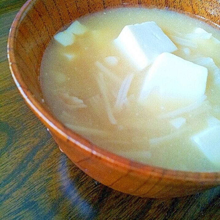 生姜でポカポカ✿えのきと豆腐のお味噌汁❤